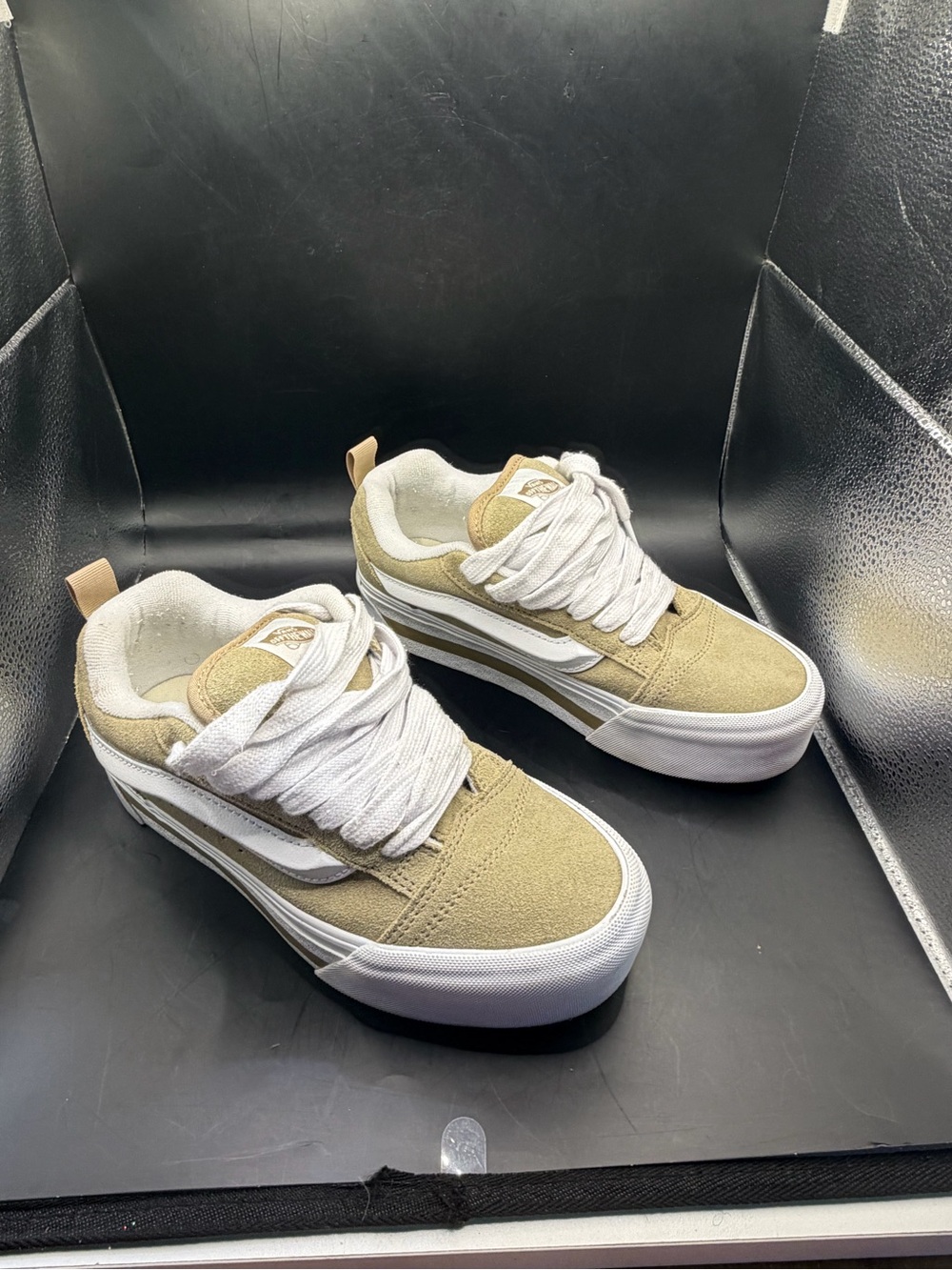 Vans Knu Skool Tan Suede Sneakers Men 6.5 Women 8 - Picture 3 of 7